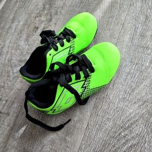 Kids soccer cleats